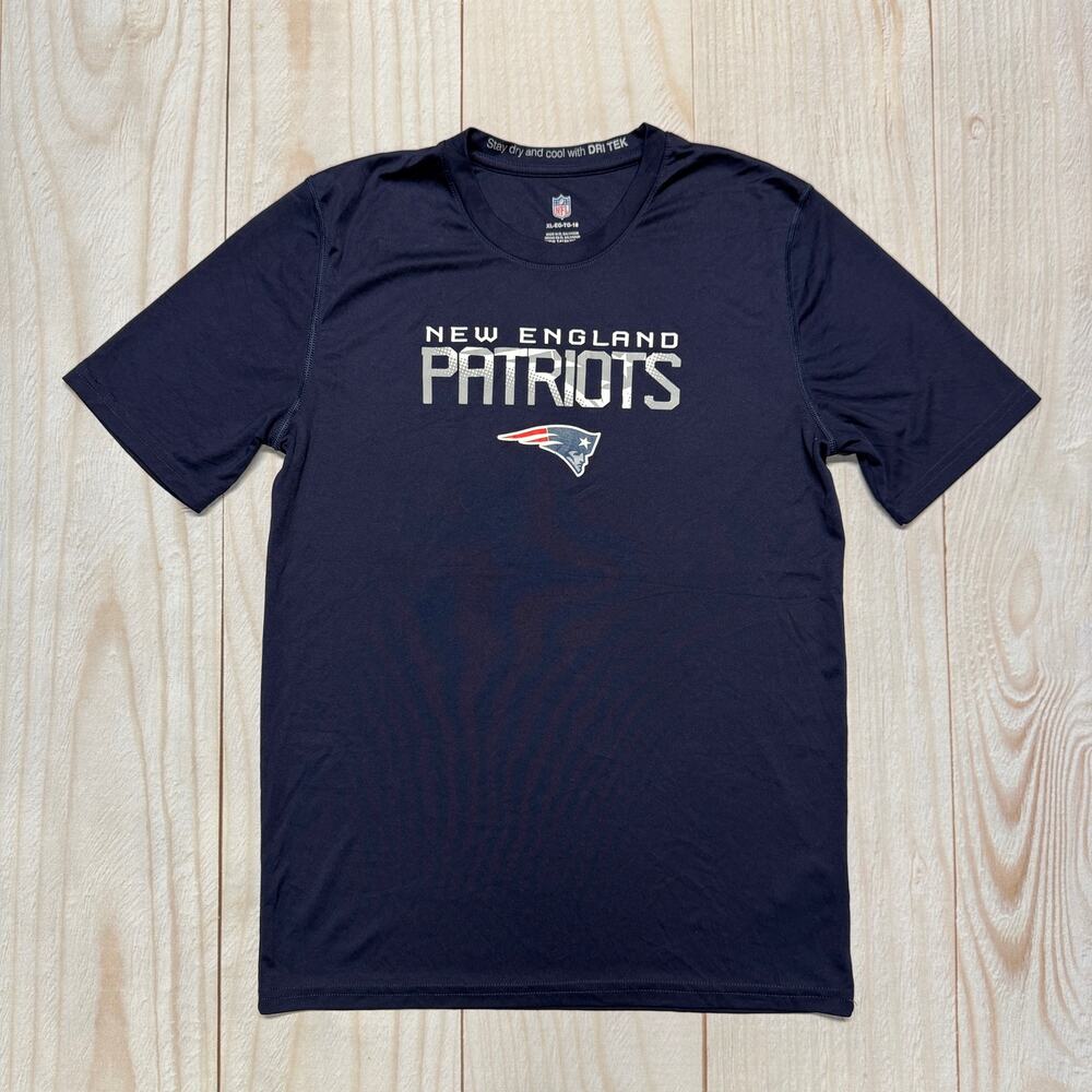 New England Patriots NFL Youth Size XL (18) Navy Dri Tek Short Sleeve Shirt